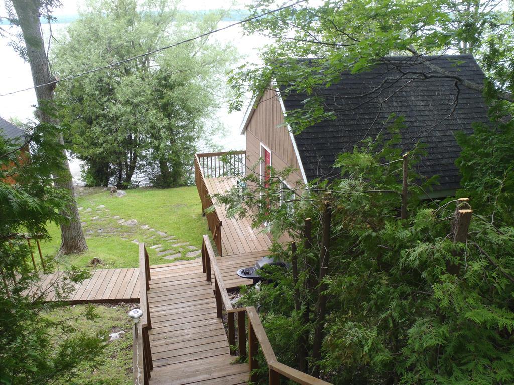 Red Lodge Resort Little Current Camera foto
