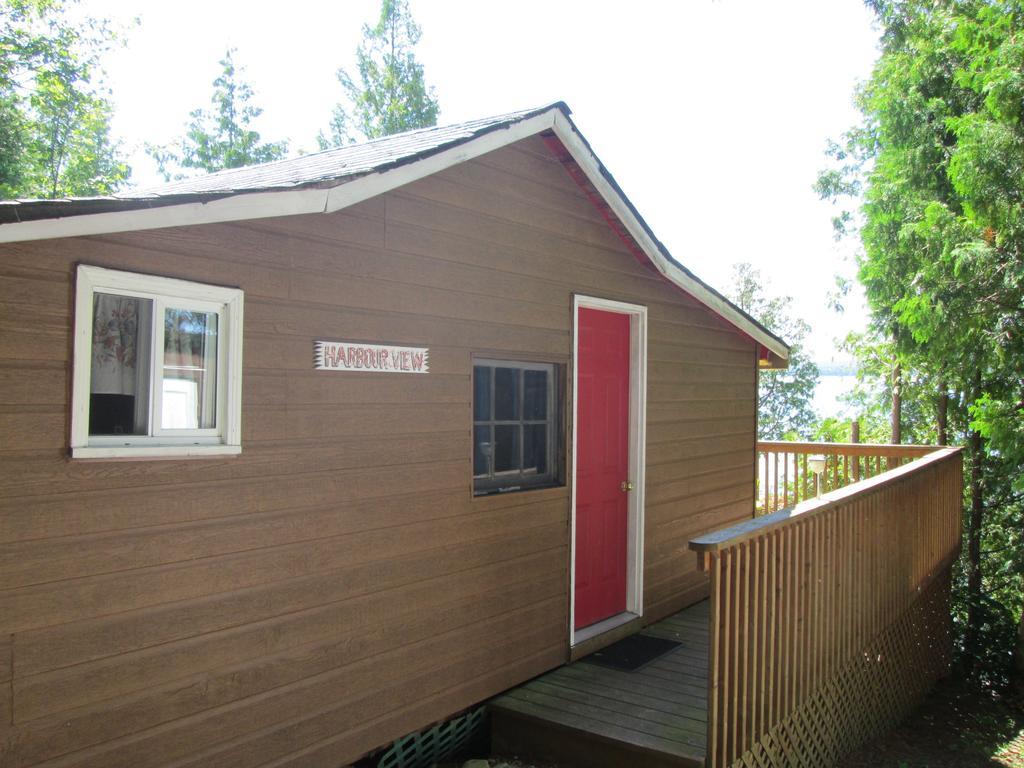 Red Lodge Resort Little Current Camera foto