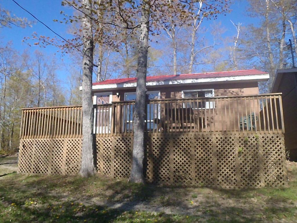 Red Lodge Resort Little Current Camera foto
