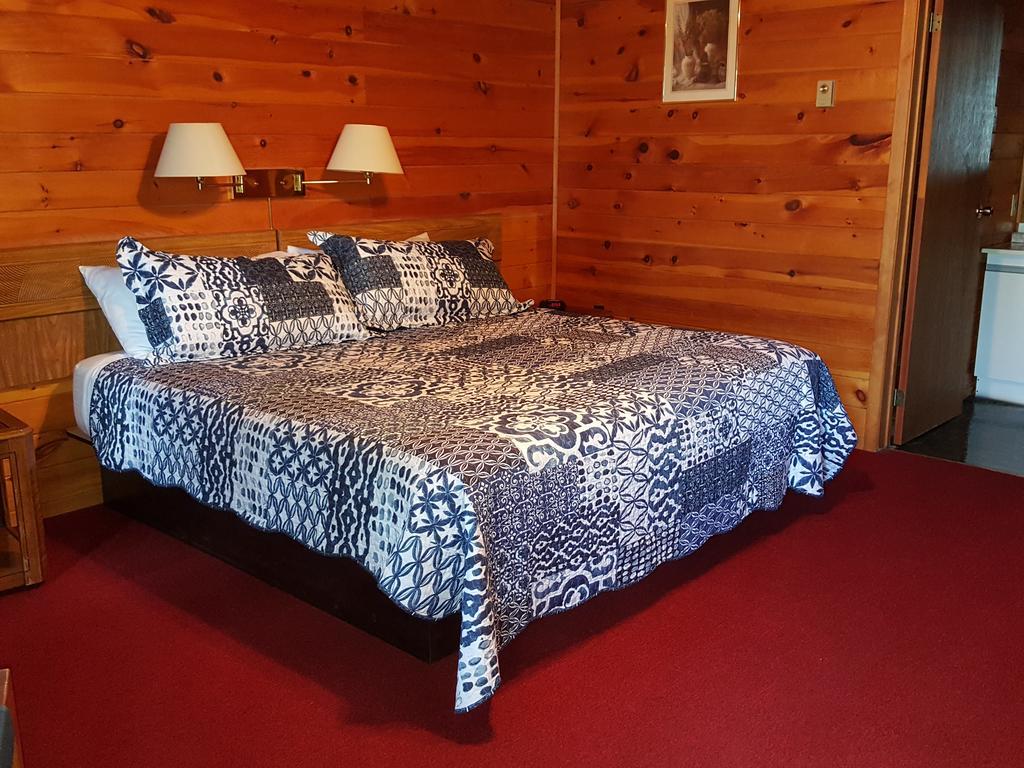 Red Lodge Resort Little Current Camera foto