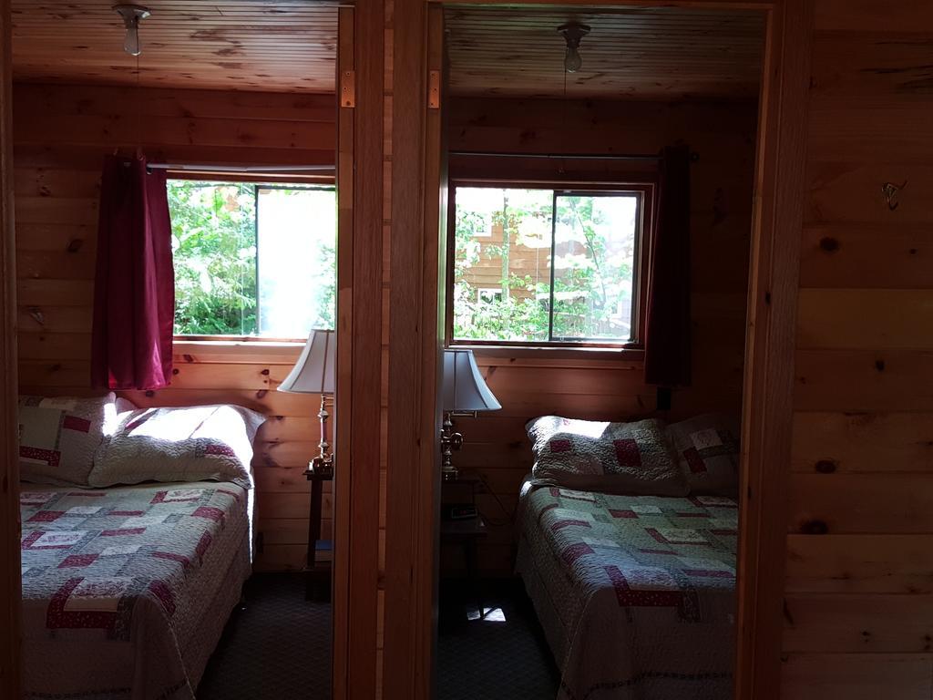 Red Lodge Resort Little Current Camera foto